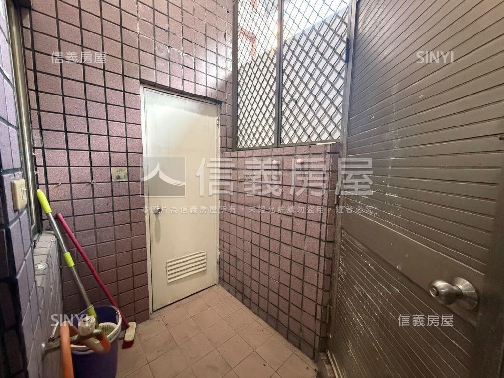 歸仁市區吃市金店住房屋室內格局與周邊環境