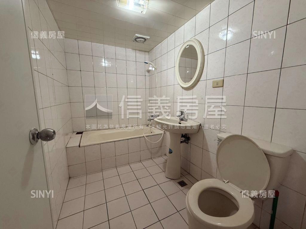 歸仁市區吃市金店住房屋室內格局與周邊環境