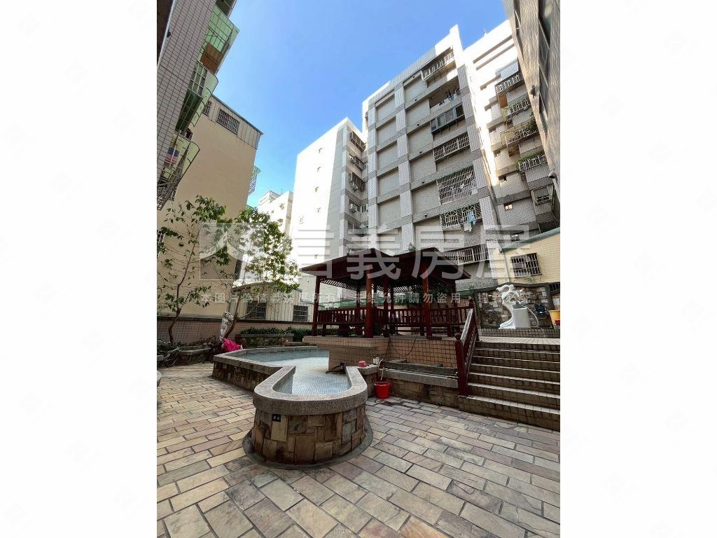 藝術璇宮，視野戶學區宅房屋室內格局與周邊環境