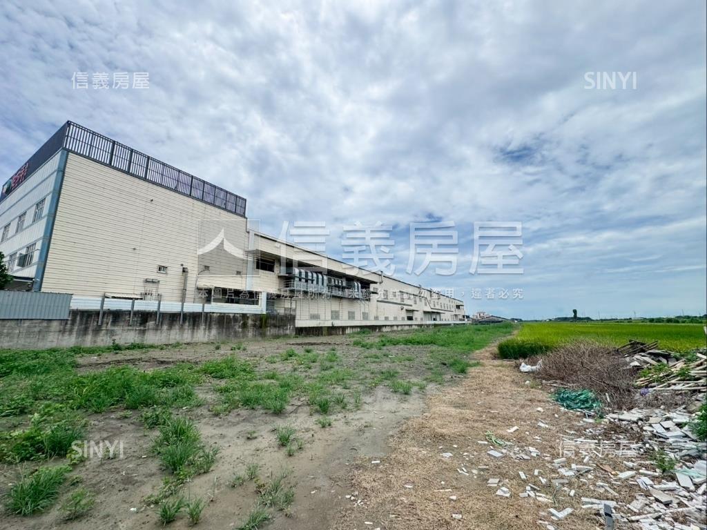 彰化二溪路旁美農地房屋室內格局與周邊環境