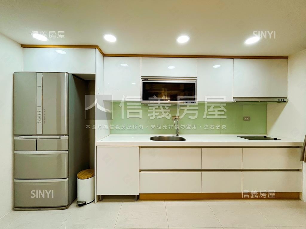 【新案】捷運站圓山窗外房屋室內格局與周邊環境