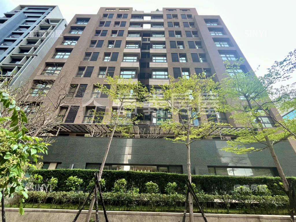 劍潭捷運旁～圓山窗外房屋室內格局與周邊環境