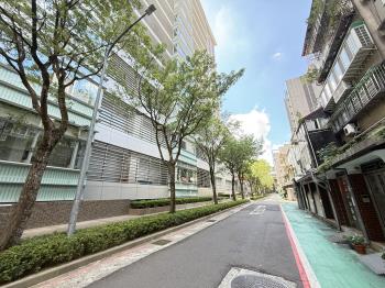 微風黃金屋美廈