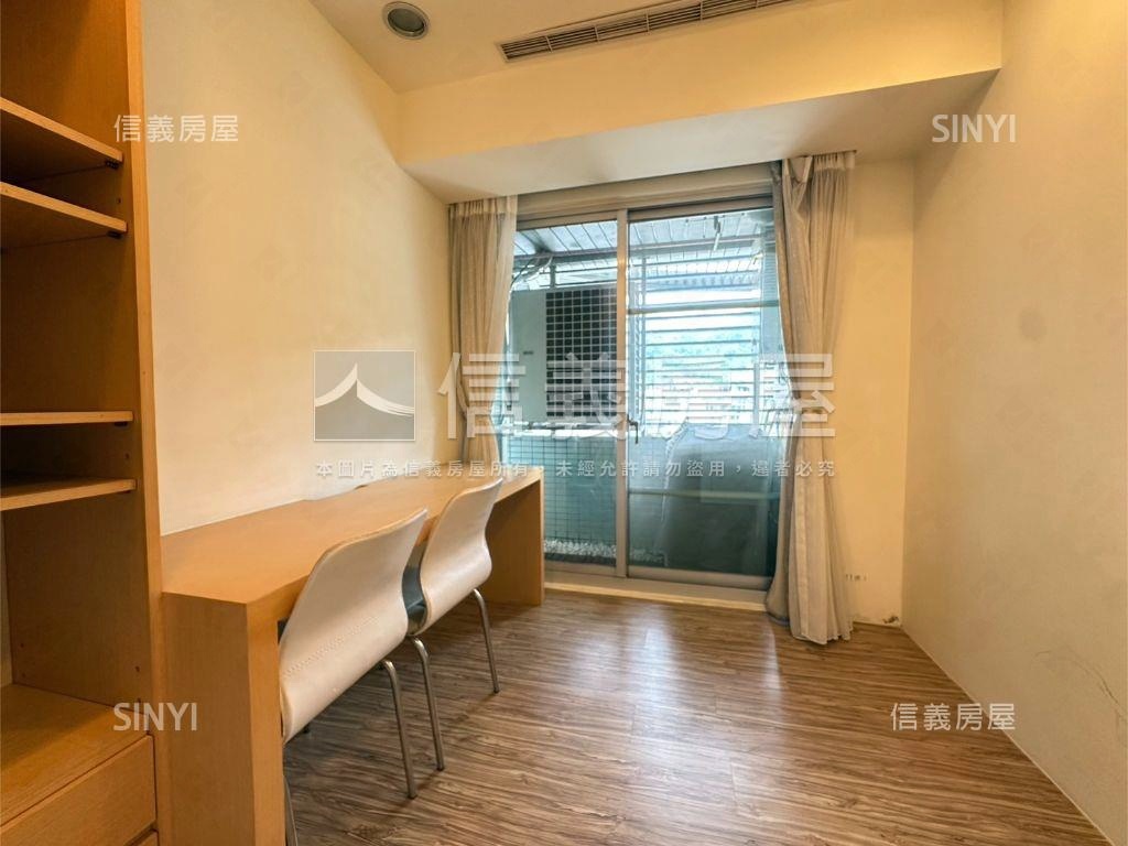 台北信義香榭美居小豪邸房屋室內格局與周邊環境