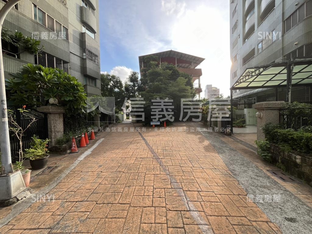 近福安公園松之國南區三房房屋室內格局與周邊環境