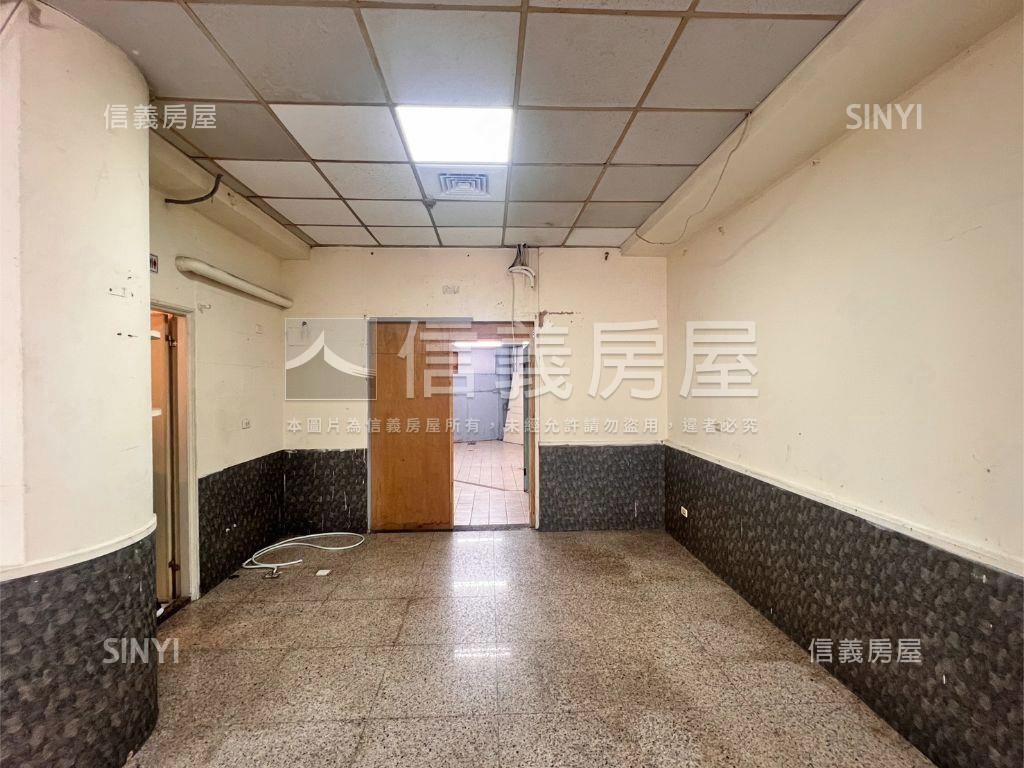 降價速報六福路金店面房屋室內格局與周邊環境