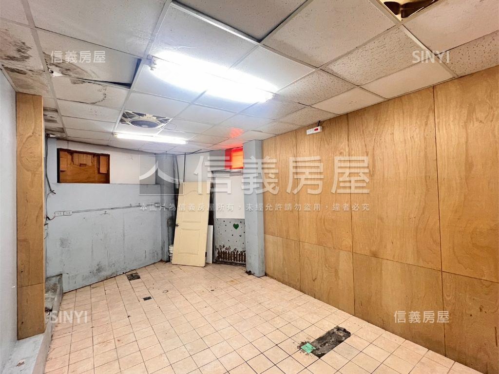 降價速報六福路金店面房屋室內格局與周邊環境