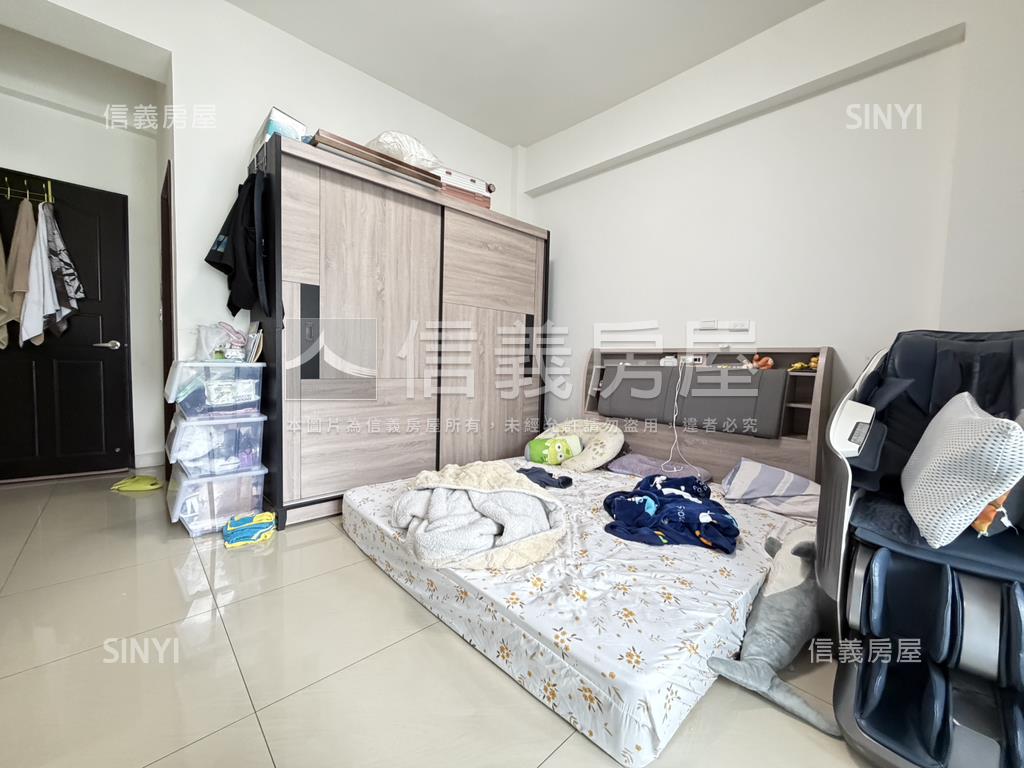 大社輕屋齡雙車位透天房屋室內格局與周邊環境