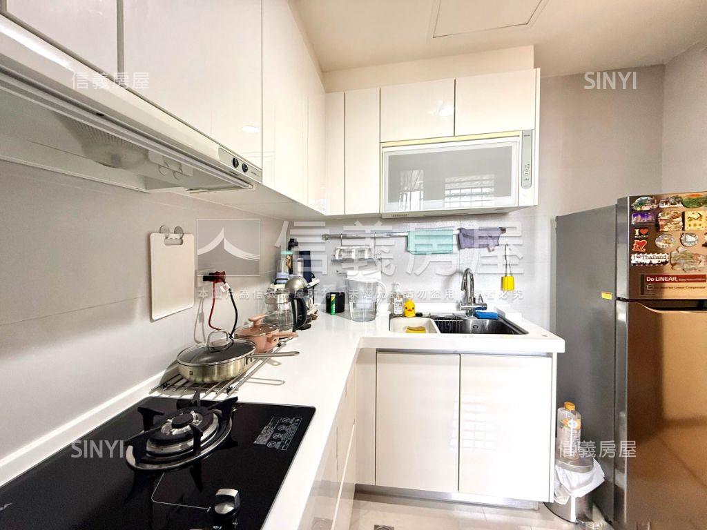可賞屋國賓高樓採光三房房屋室內格局與周邊環境