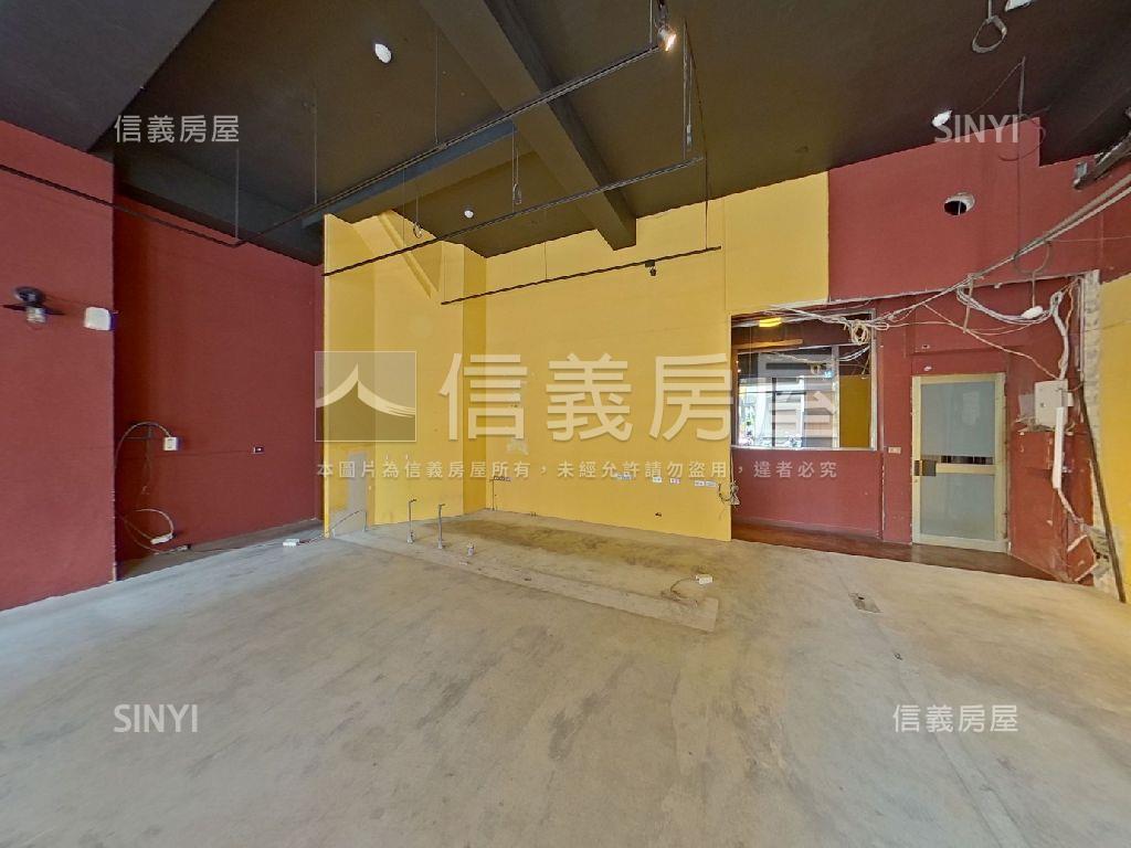 文化名園面寬店面附雙車位房屋室內格局與周邊環境