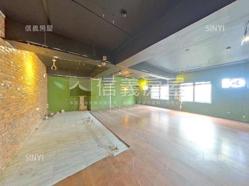 文化名園面寬店面附雙車位房屋室內格局與周邊環境
