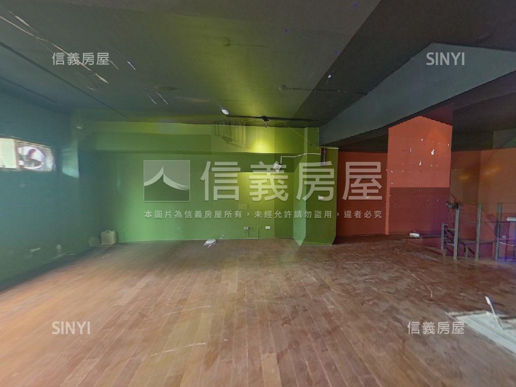 文化名園面寬店面附雙車位房屋室內格局與周邊環境