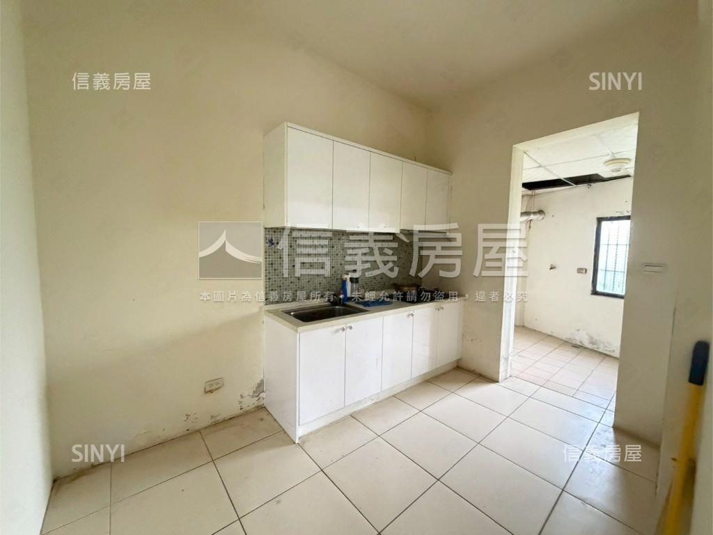 楊新路大地坪透天房屋室內格局與周邊環境