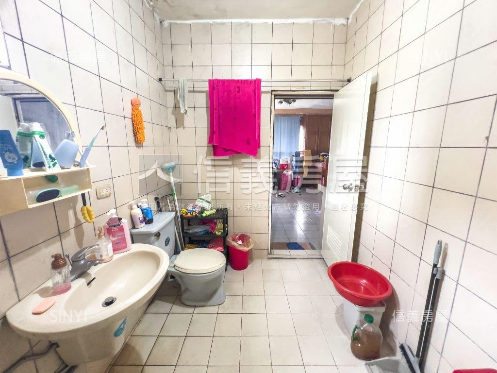 大地坪近學區透天房屋室內格局與周邊環境