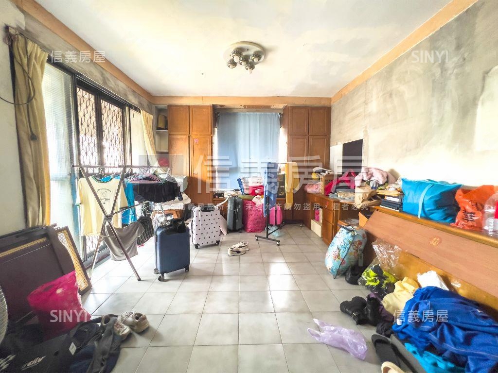 大地坪近學區透天房屋室內格局與周邊環境