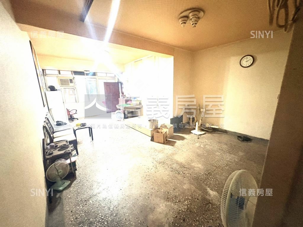 漢生西路方正三房大大空間房屋室內格局與周邊環境