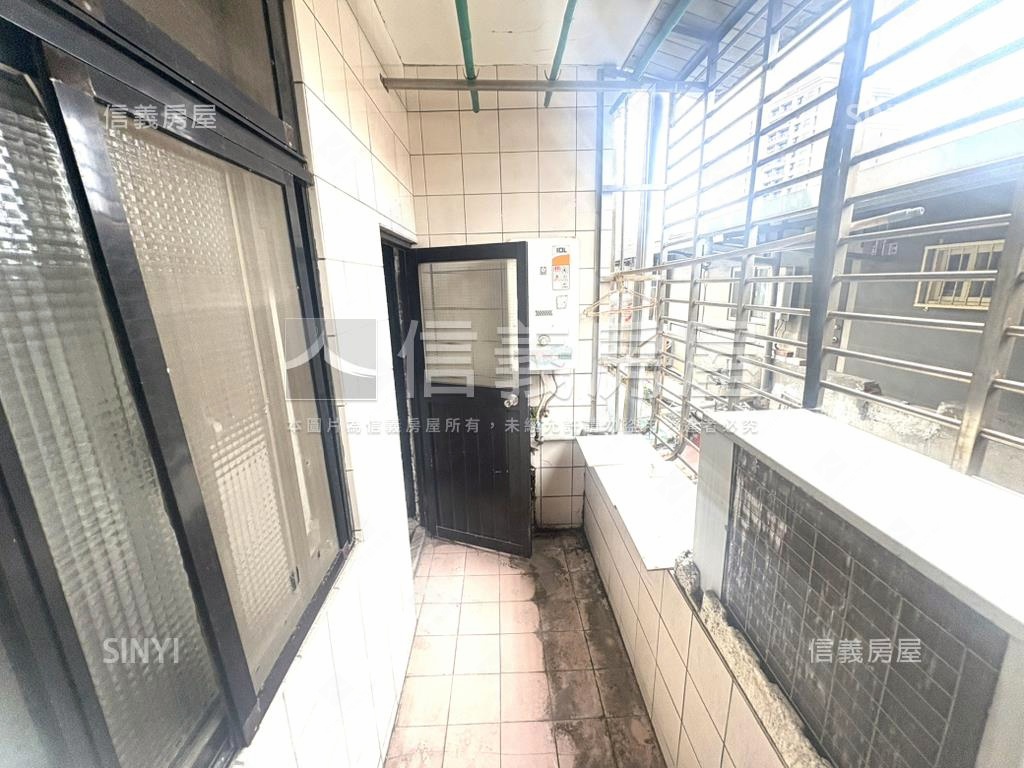 漢生西路方正三房大大空間房屋室內格局與周邊環境