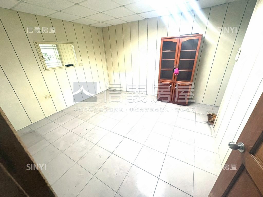 漢生西路方正三房大大空間房屋室內格局與周邊環境