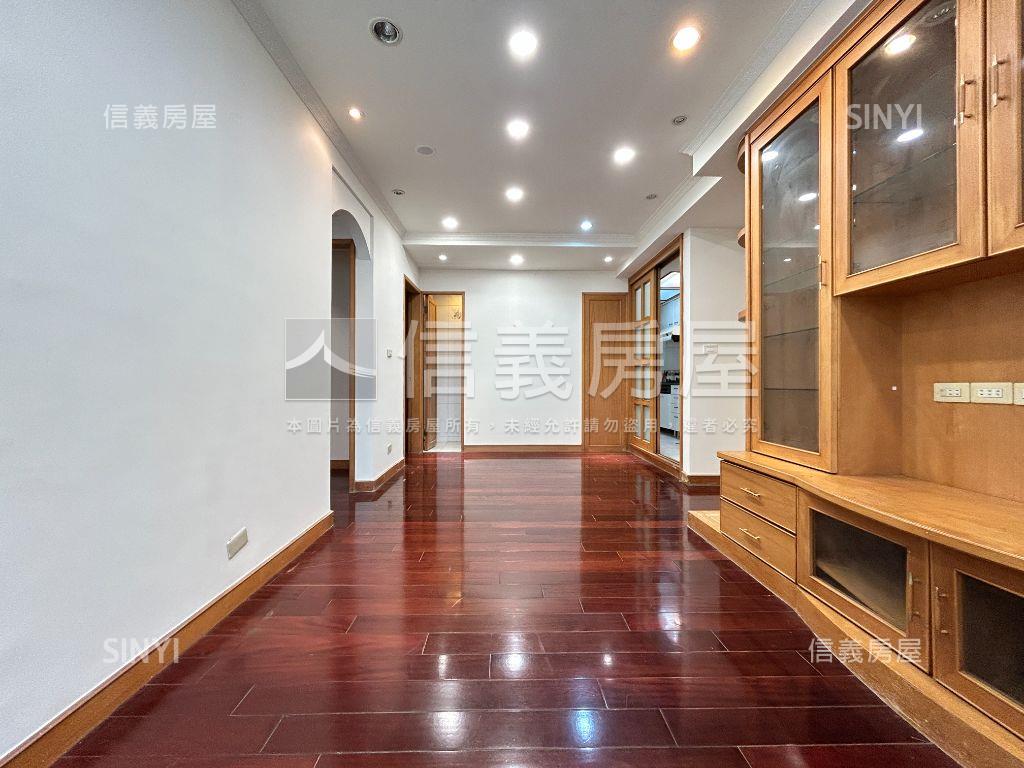 稀有雙敦美寓房屋室內格局與周邊環境