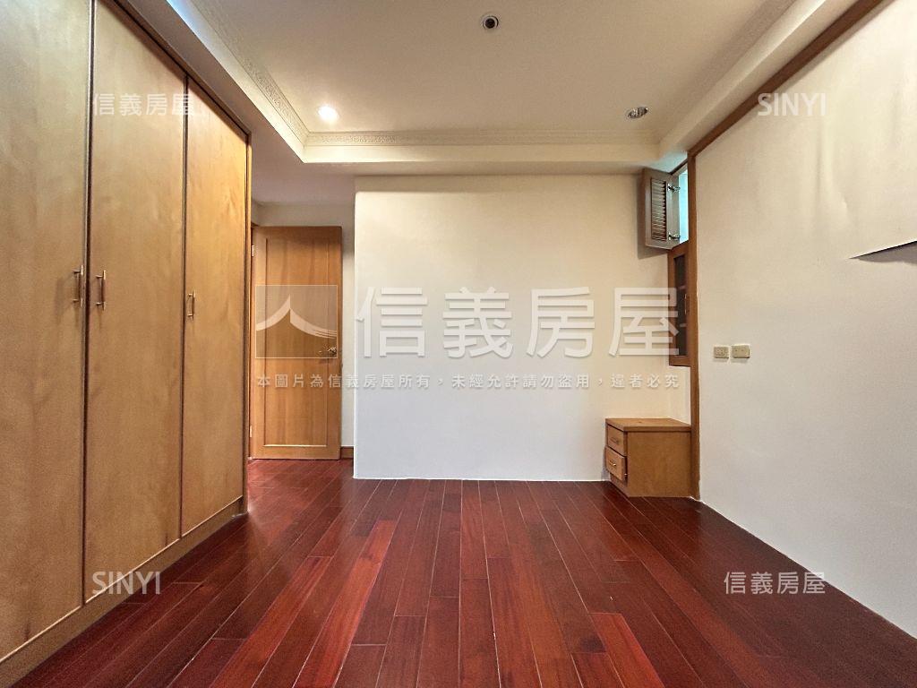 稀有雙敦美寓房屋室內格局與周邊環境