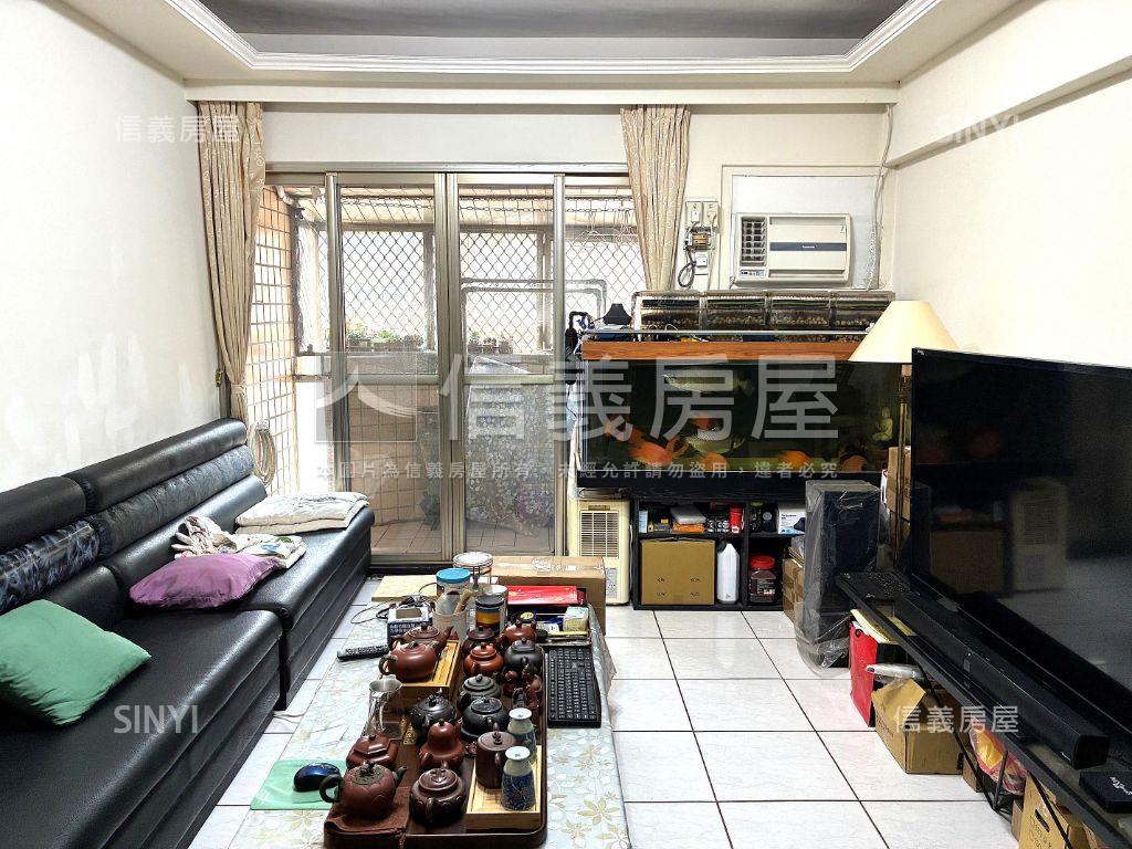 中山路電梯華廈三房房屋室內格局與周邊環境