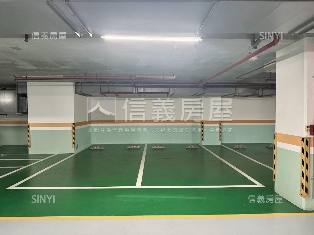 首富高樓稀有釋出房屋室內格局與周邊環境