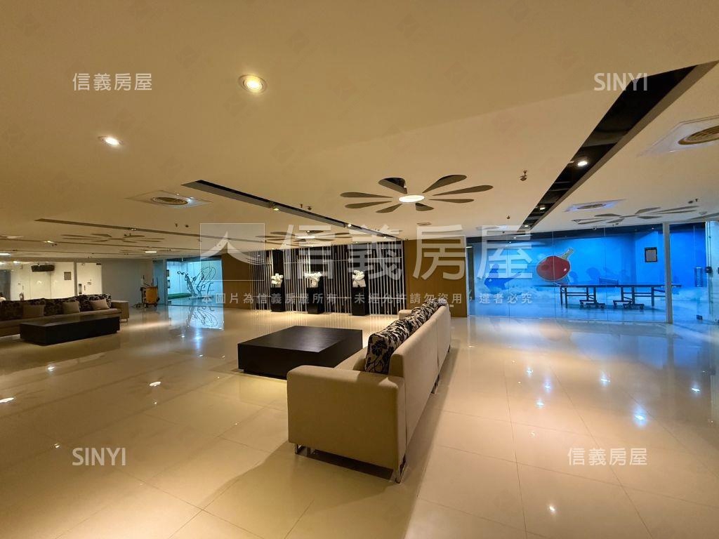 首富高樓稀有釋出房屋室內格局與周邊環境