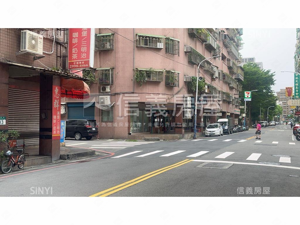 中榮街金店面房屋室內格局與周邊環境