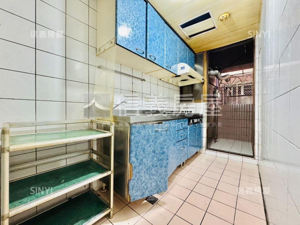 推薦【小資成家電梯三房】房屋室內格局與周邊環境