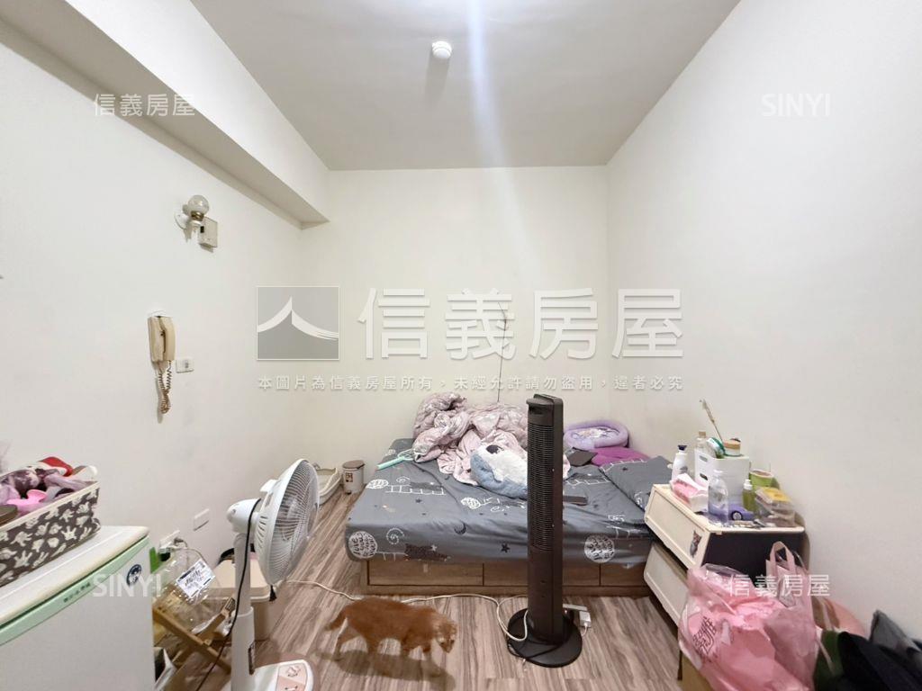 中華路圓夢美套房房屋室內格局與周邊環境