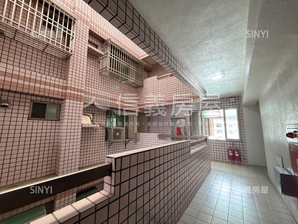 中華路圓夢美套房房屋室內格局與周邊環境