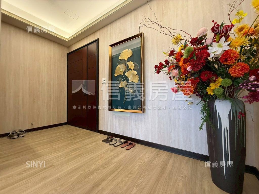 天濶水岸景觀宅獨立大車位房屋室內格局與周邊環境