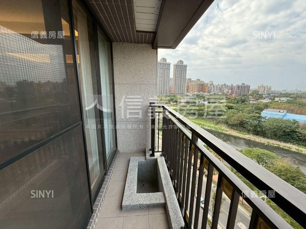 珍藏水岸首排。大器天闊房屋室內格局與周邊環境