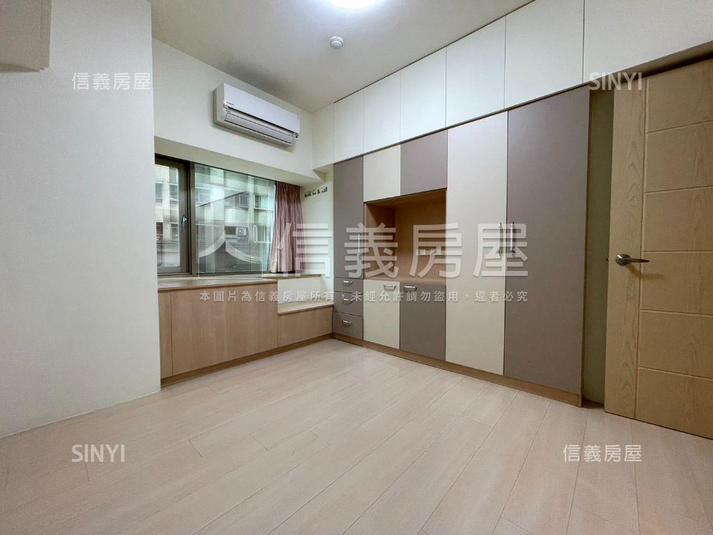 景安捷運｜電梯３房有車位房屋室內格局與周邊環境