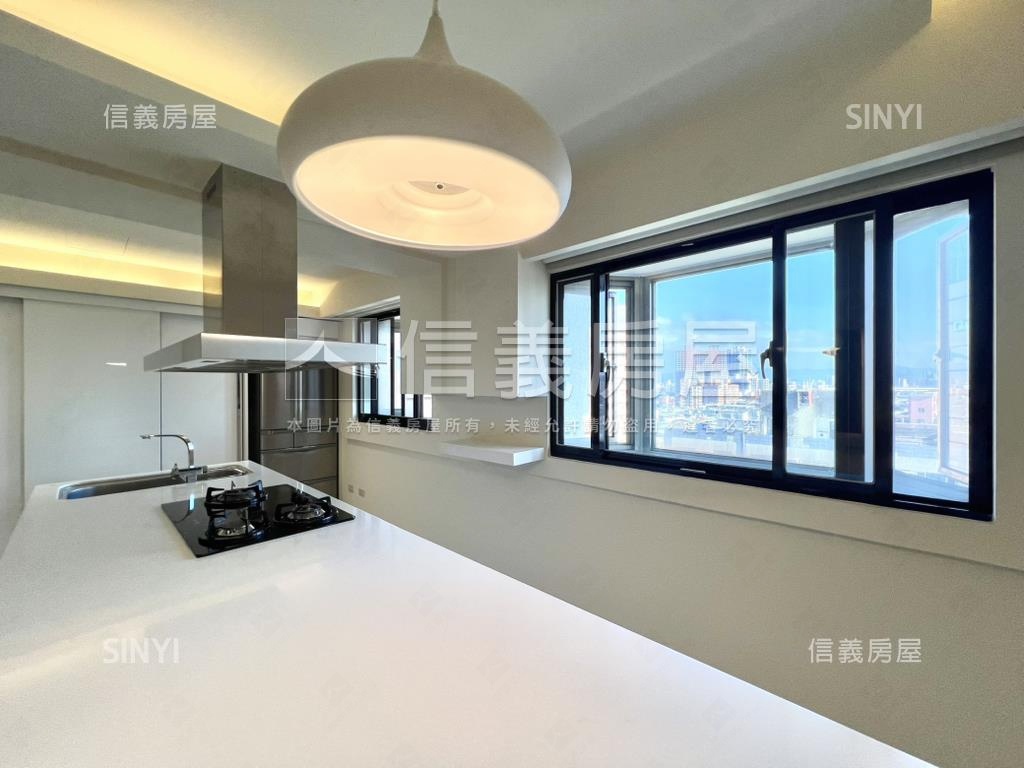 文化國寶·次頂樓兩房車位房屋室內格局與周邊環境