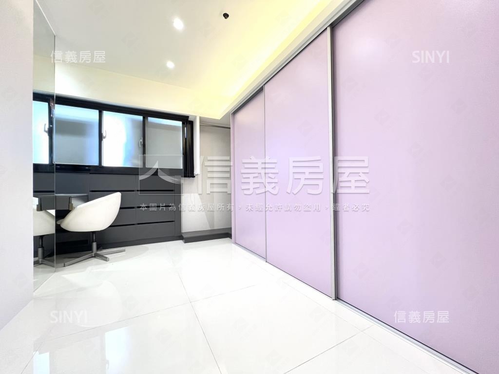 文化國寶·次頂樓兩房車位房屋室內格局與周邊環境