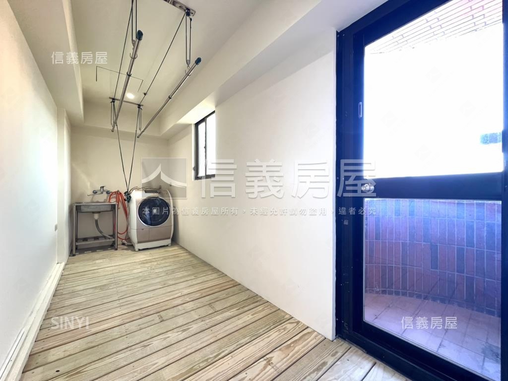 文化國寶·次頂樓兩房車位房屋室內格局與周邊環境