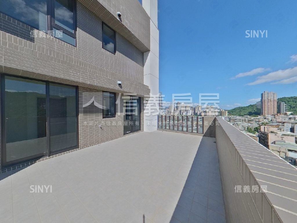信義高樓景觀露台３房房屋室內格局與周邊環境