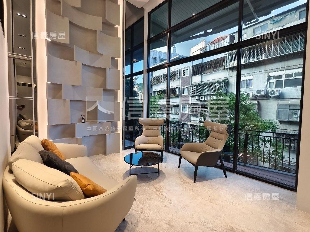 信義高樓景觀露台３房房屋室內格局與周邊環境