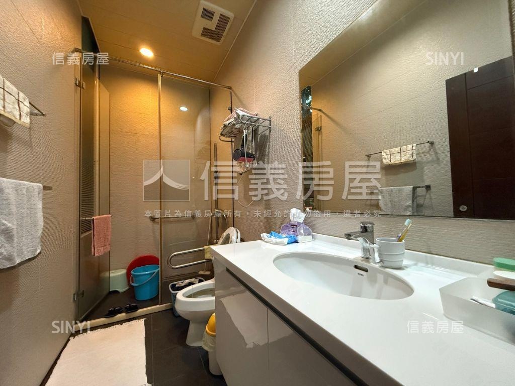 東方麗池＊挑高一樓庭院戶房屋室內格局與周邊環境