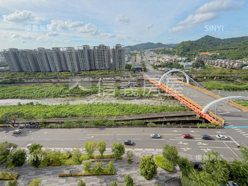 精裝潢高樓層邊間三房平車房屋室內格局與周邊環境