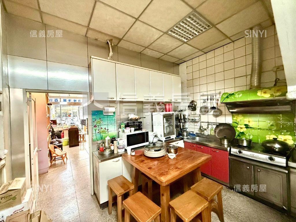 竹東高中旁｜東寧路透店房屋室內格局與周邊環境