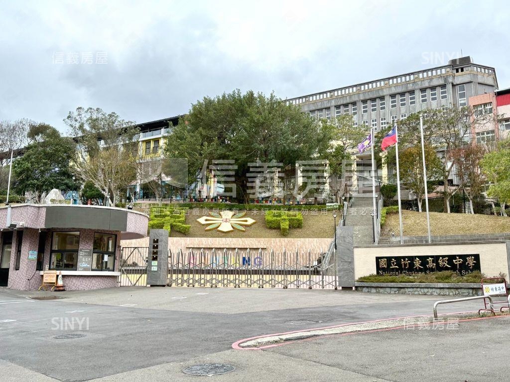 竹東高中旁｜東寧路透店房屋室內格局與周邊環境