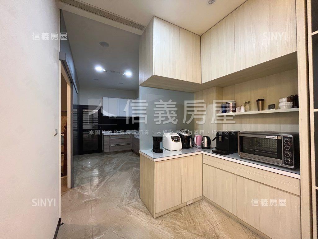 站前大地坪電梯別墅房屋室內格局與周邊環境