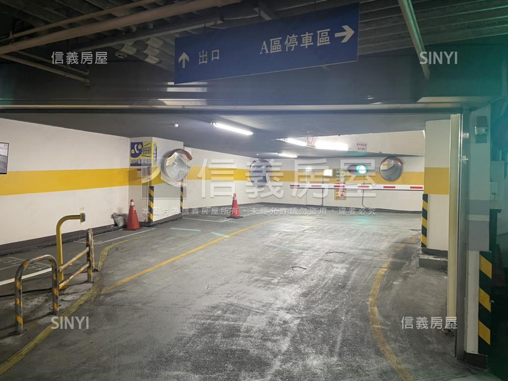 基泰之星Ｂ２稀有車位－２房屋室內格局與周邊環境