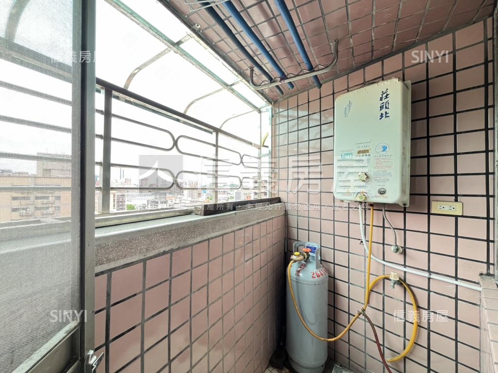 日出印象邊間兩房車位房屋室內格局與周邊環境
