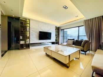 冠德鼎峰稀有樓中樓豪邸