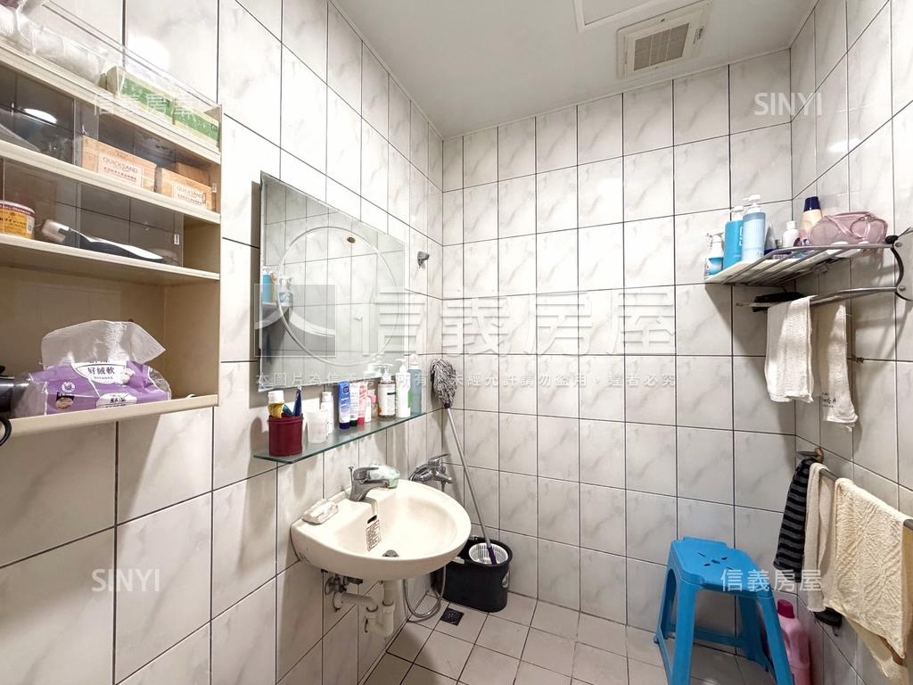 近捷運泰和街方正美寓房屋室內格局與周邊環境