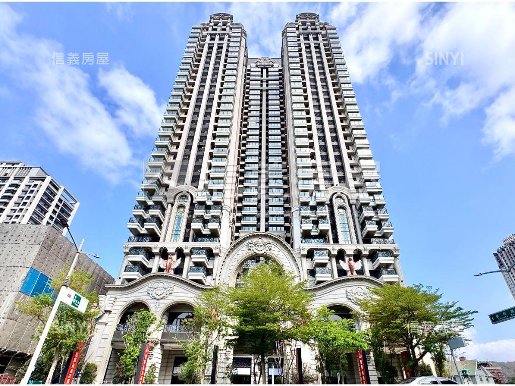 鉑愛悅巔峰兩房車位房屋室內格局與周邊環境