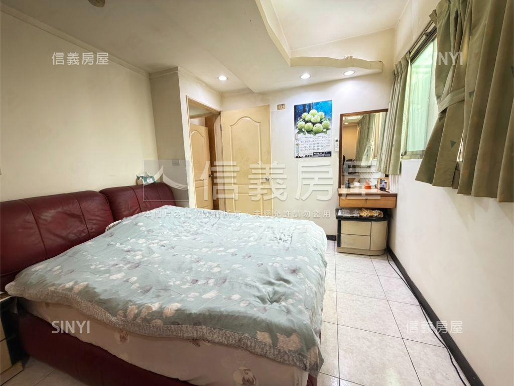 近特區電梯兩房房屋室內格局與周邊環境